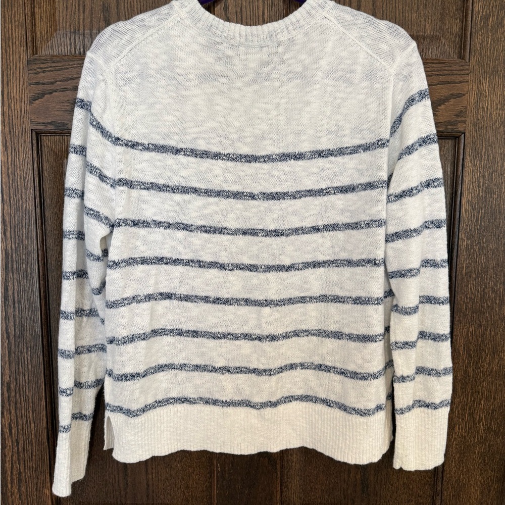 J.Crew lightweight knit beach Knit Sweater White with blue stripes - Picture 5 of 5